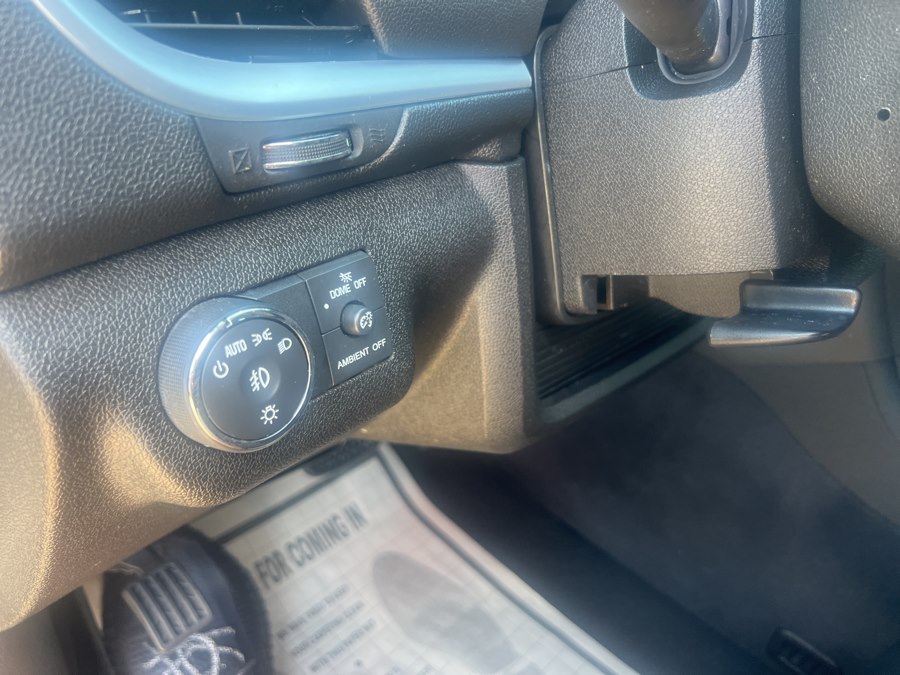 2015 Chevrolet Traverse 1LT - Photo 13