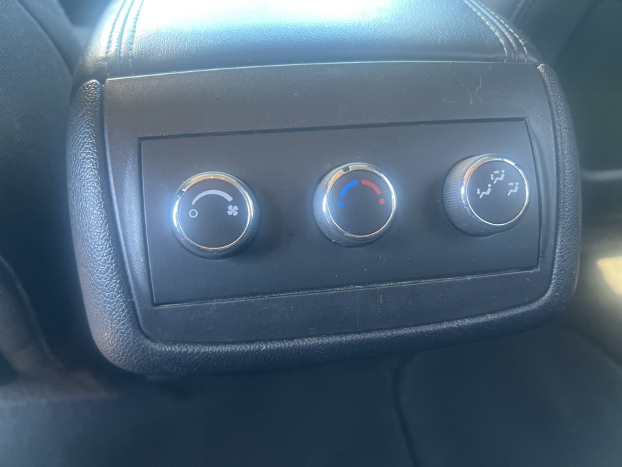 2015 Chevrolet Traverse 1LT - Photo 8