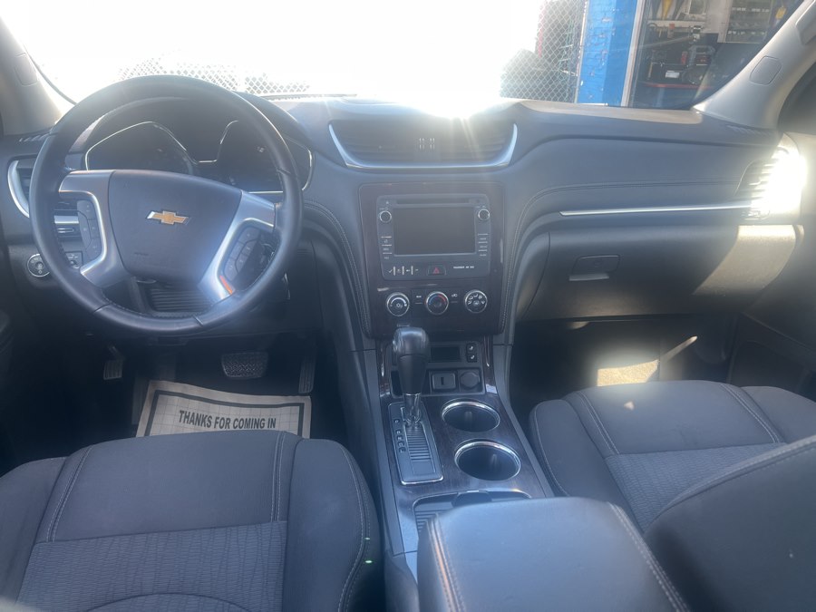 2015 Chevrolet Traverse 1LT - Photo 9