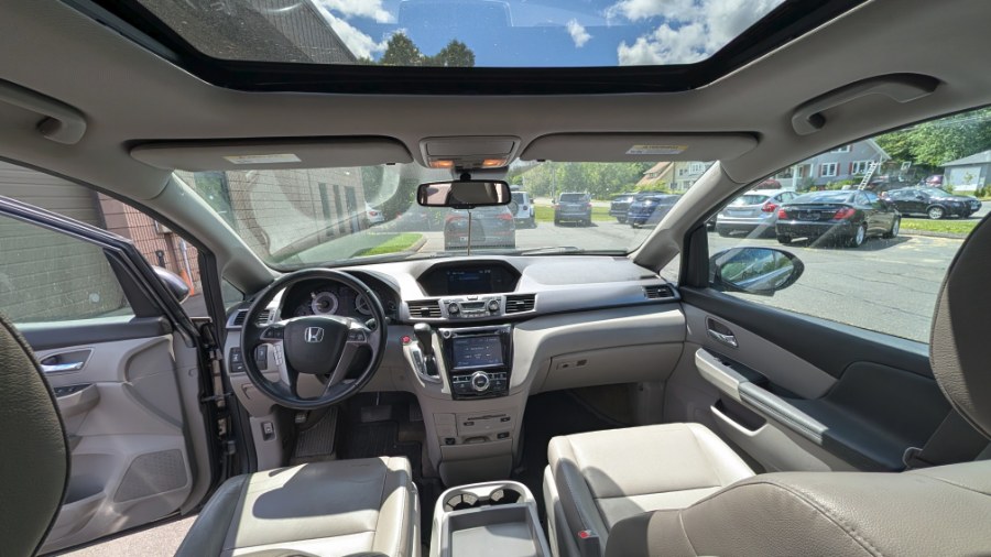 2014 Honda Odyssey EX-L - Photo 13
