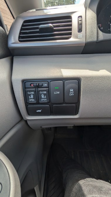2014 Honda Odyssey EX-L - Photo 31
