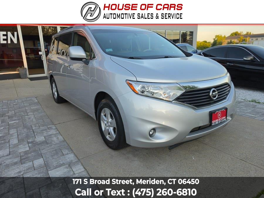 2016 Nissan Quest SV's photo