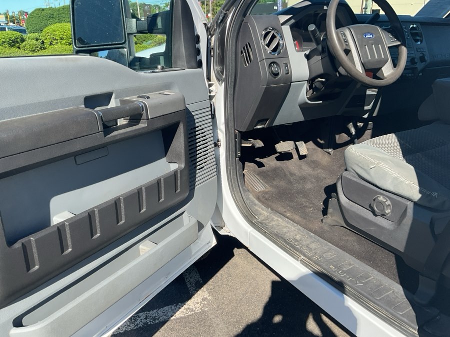 2015 Ford F-350 Super Duty XL - Photo 23