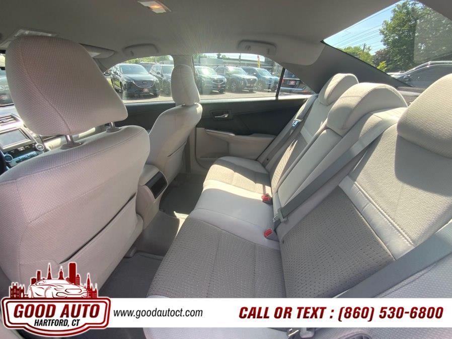 2014 Toyota Camry SE Hybrid - Photo 10