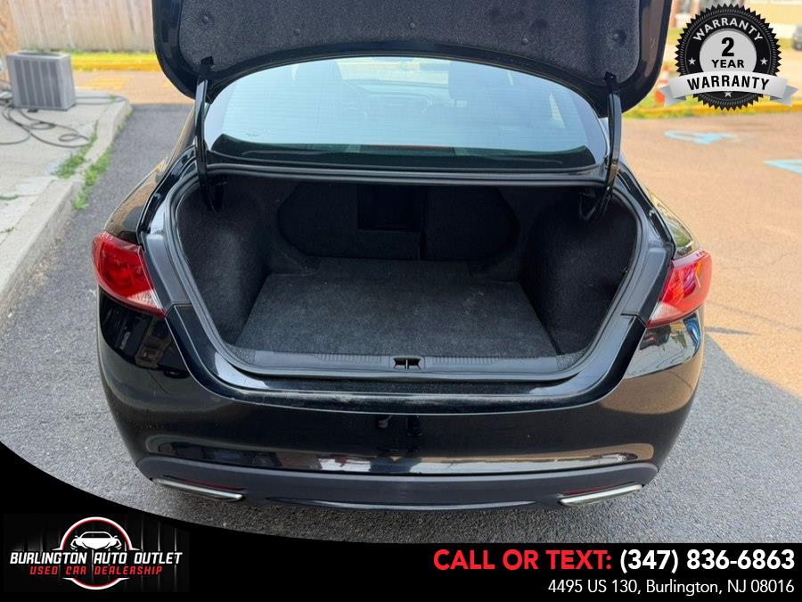 2015 Chrysler 200 S - Photo 14