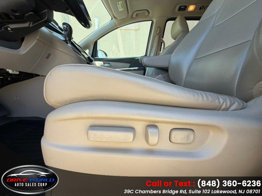 2016 Honda Odyssey EX-L - Photo 17