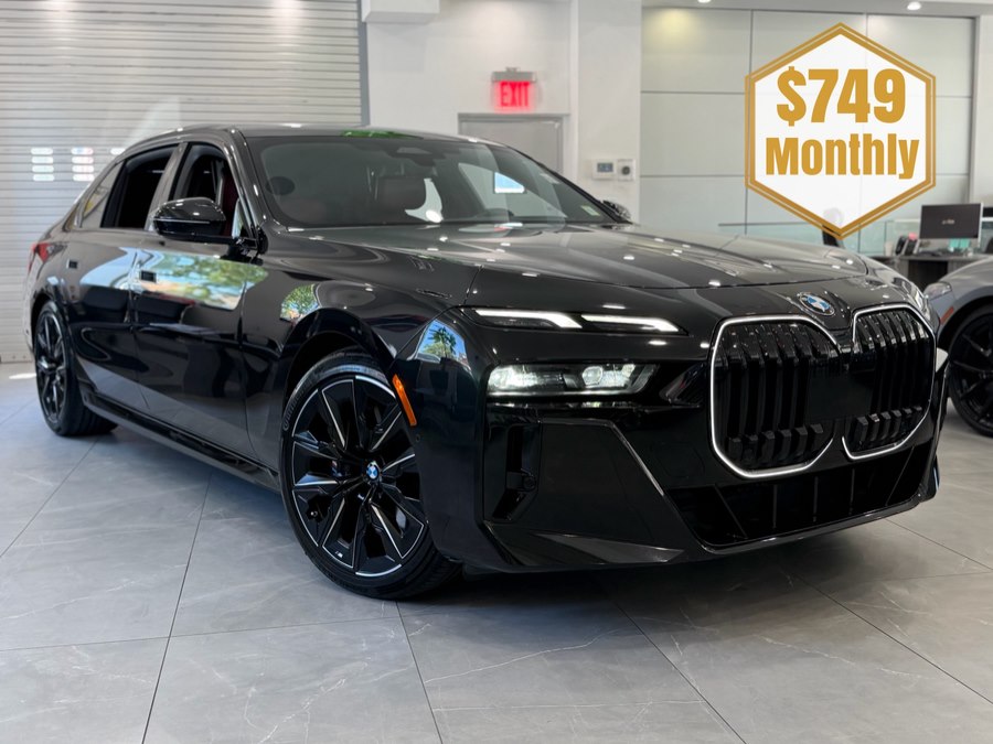 2024 BMW 7 Series 740i's photo