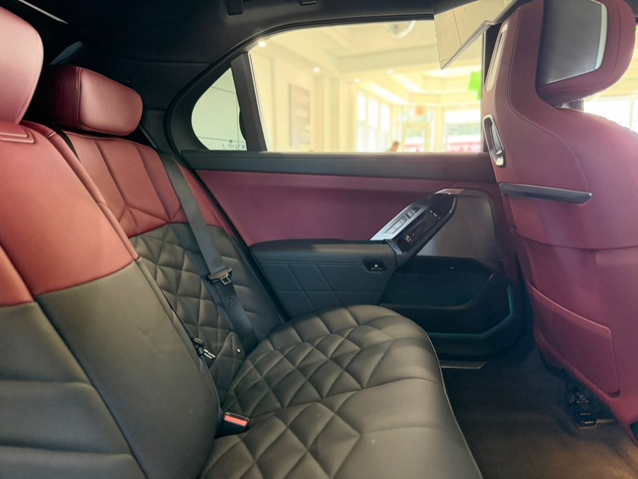 2024 BMW 7 Series 740i - Photo 23