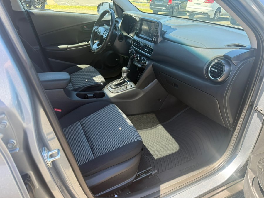 2020 Hyundai Kona SEL Plus - Photo 6