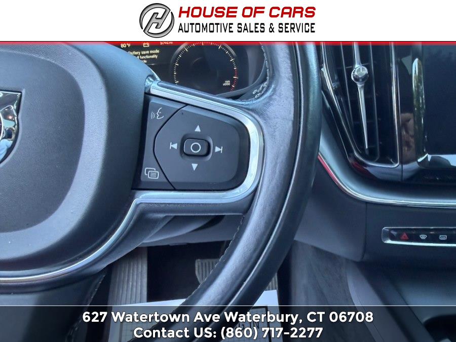 2018 Volvo XC60 Momentum - Photo 24