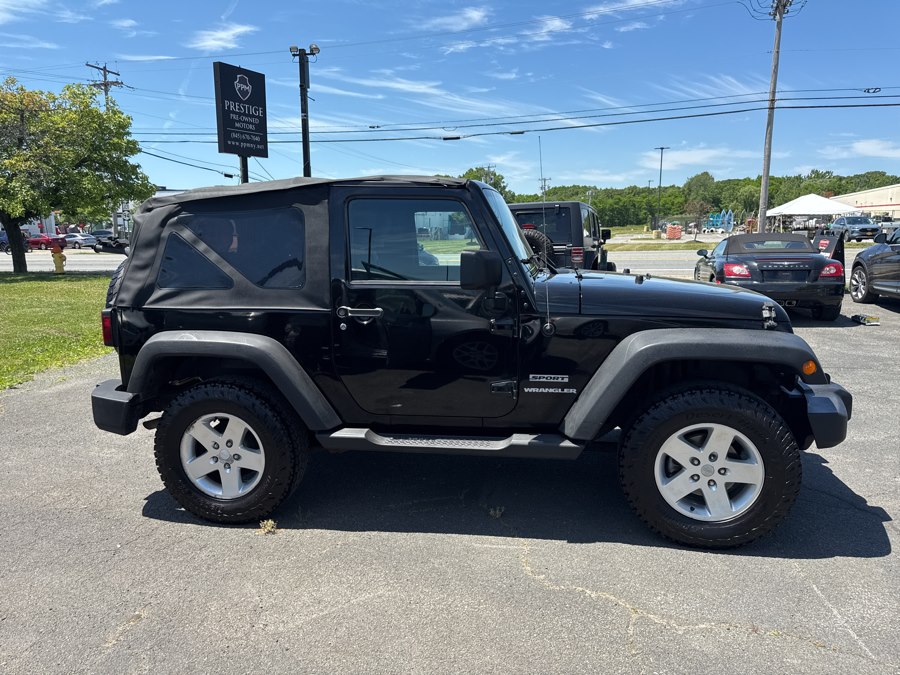 2011 Jeep Wrangler Sport's photo