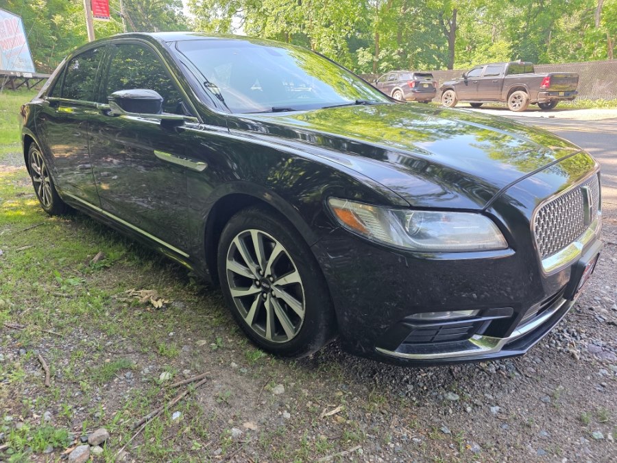 2017 Lincoln Continental Premiere Livery AWD's photo