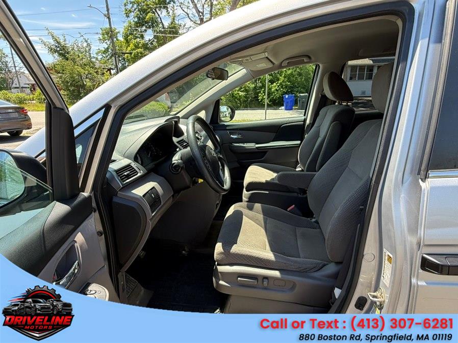 2014 Honda Odyssey LX - Photo 8