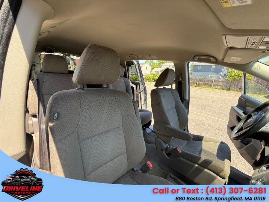 2014 Honda Odyssey LX - Photo 17
