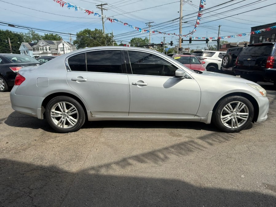 2010 INFINITI G 37x AWD's photo
