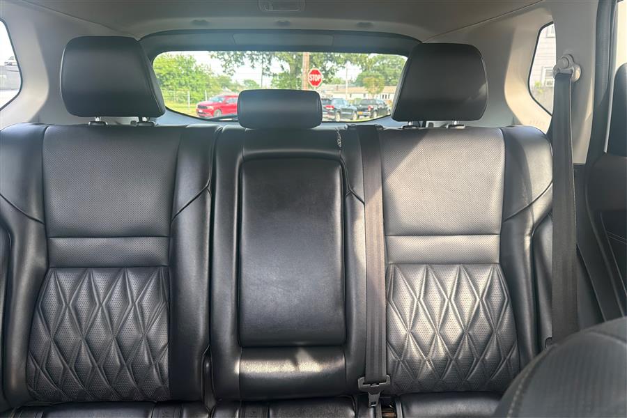 2022 Nissan Rogue Platinum - Photo 15