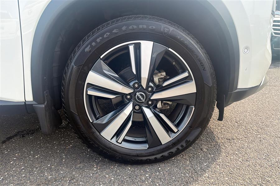 2022 Nissan Rogue Platinum - Photo 21