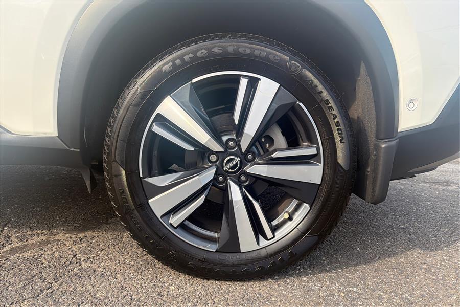 2022 Nissan Rogue Platinum - Photo 23