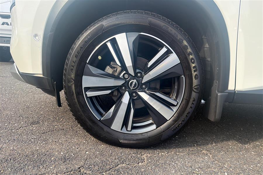 2022 Nissan Rogue Platinum - Photo 24