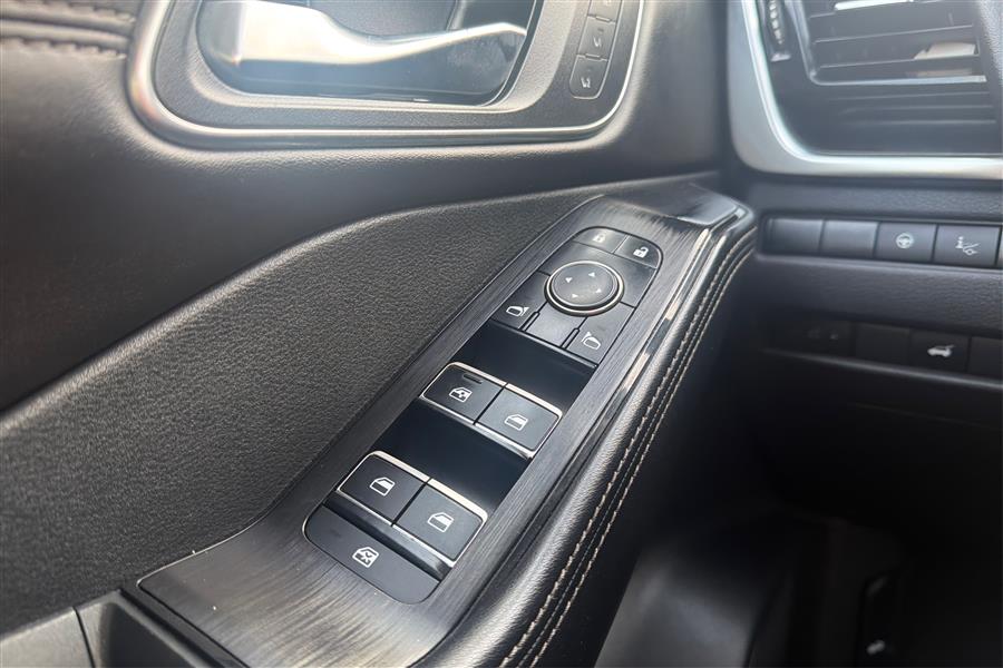 2022 Nissan Rogue Platinum - Photo 29