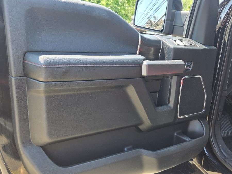 2017 Ford F-150 Lariat - Photo 8