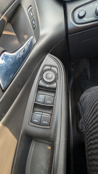 2016 Chevrolet Volt LT - Photo 31