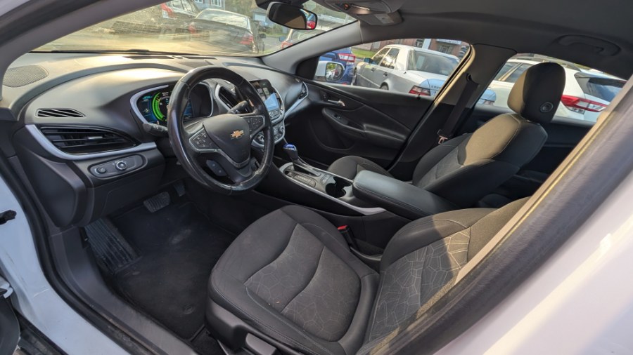 2016 Chevrolet Volt LT - Photo 9