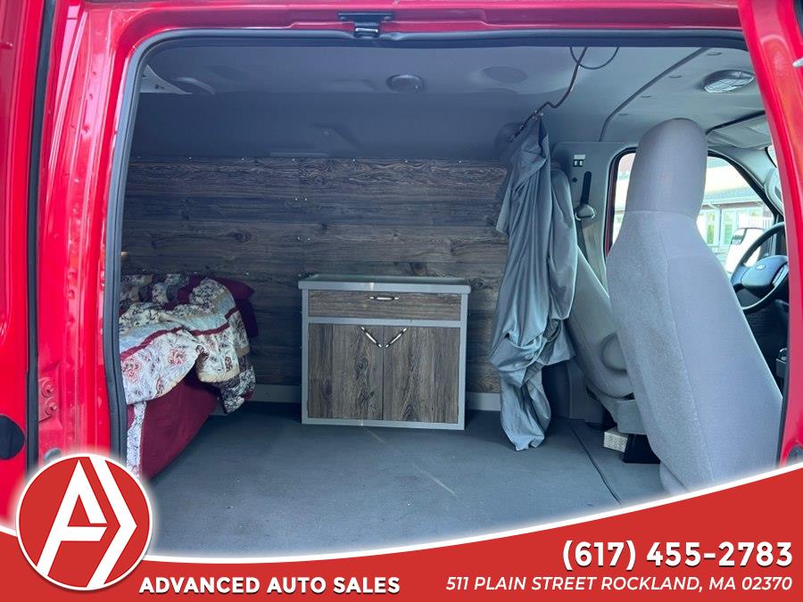 2011 Ford E-Series Econoline Van Commercial - Photo 8