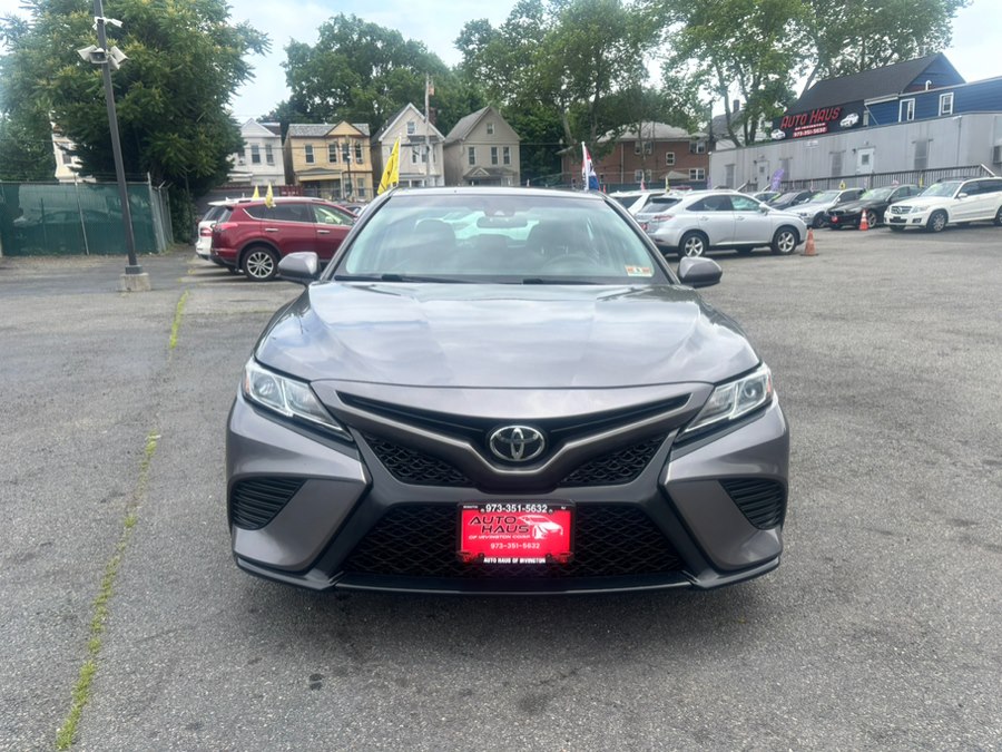 Predawn Gray Mica 2018 Toyota Camry SE Sedan Front-Wheel Drive Automatic