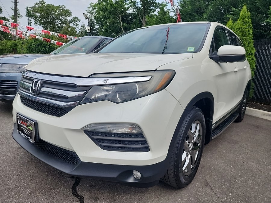 White 2018 Honda Pilot EX-L AWD SUV / Crossover All-Wheel Drive Automatic
