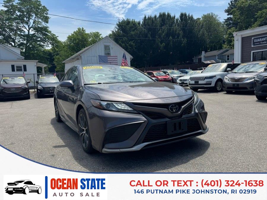 2022 Toyota Camry XSE - Photo 6
