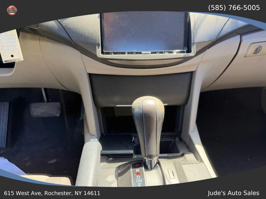 Honda Accord photo 12