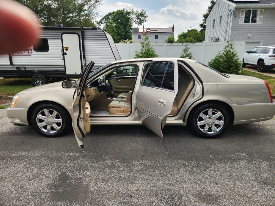 2007 Cadillac DTS Luxury I's photo