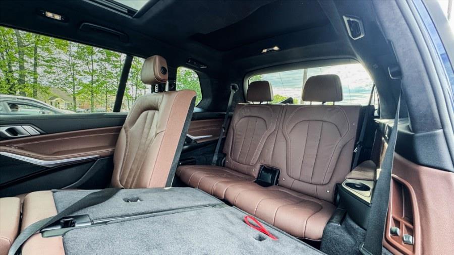 2021 BMW X7 40i - Photo 9