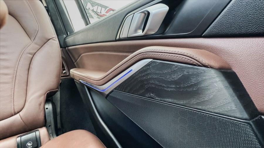 2021 BMW X7 40i - Photo 21