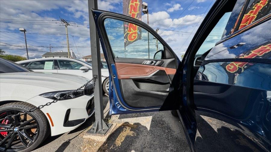 2021 BMW X7 40i - Photo 29