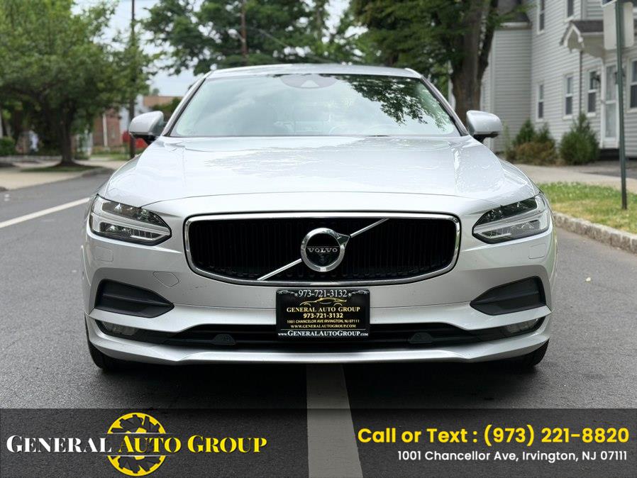 2018 Volvo S90 T6 Momentum AWD's photo