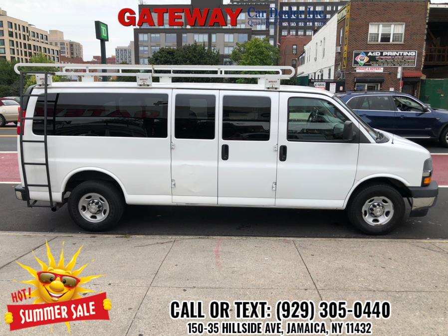 2019 Chevrolet Express Passenger LT - Photo 7