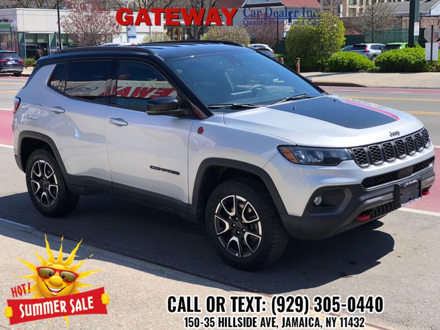 2025 Jeep Compass Trailhawk - Photo 2