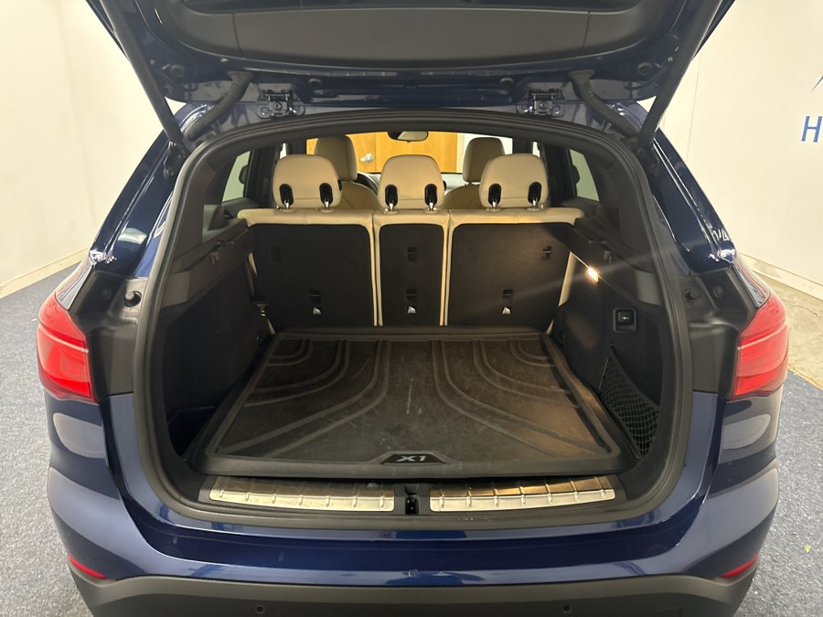 2018 BMW X1 28i - Photo 13