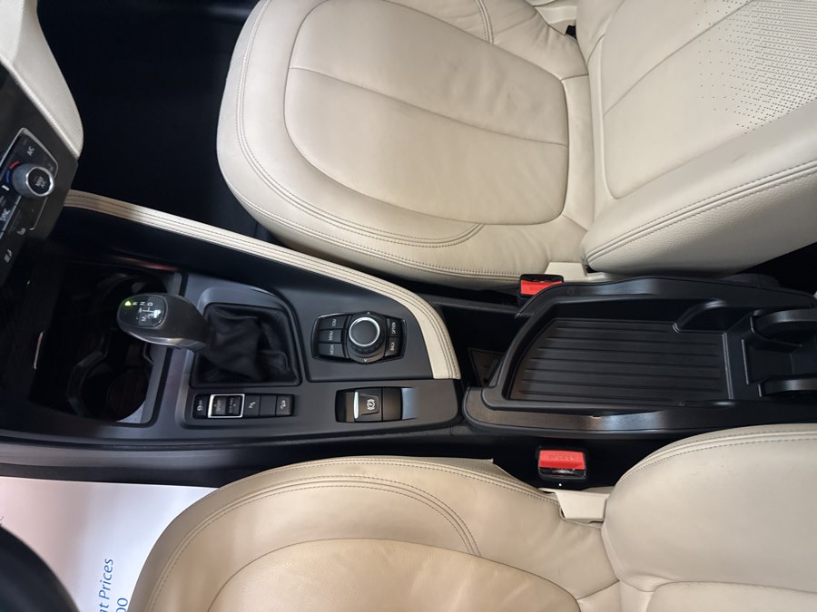 2018 BMW X1 28i - Photo 9