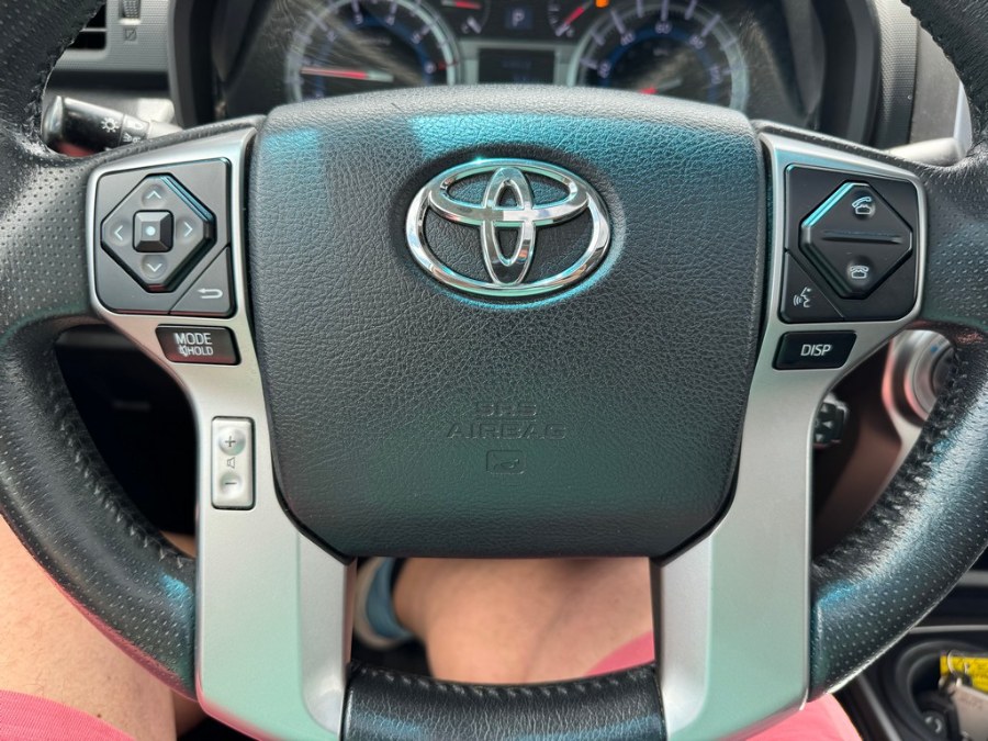 2015 Toyota 4Runner Limited - Photo 21