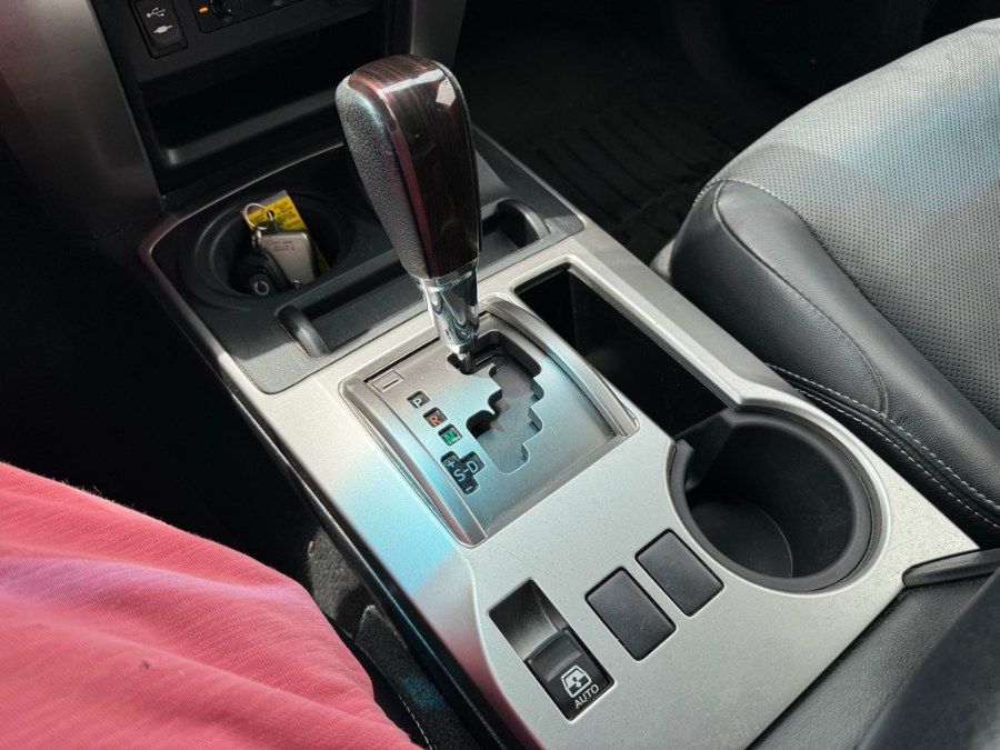 2015 Toyota 4Runner Limited - Photo 19