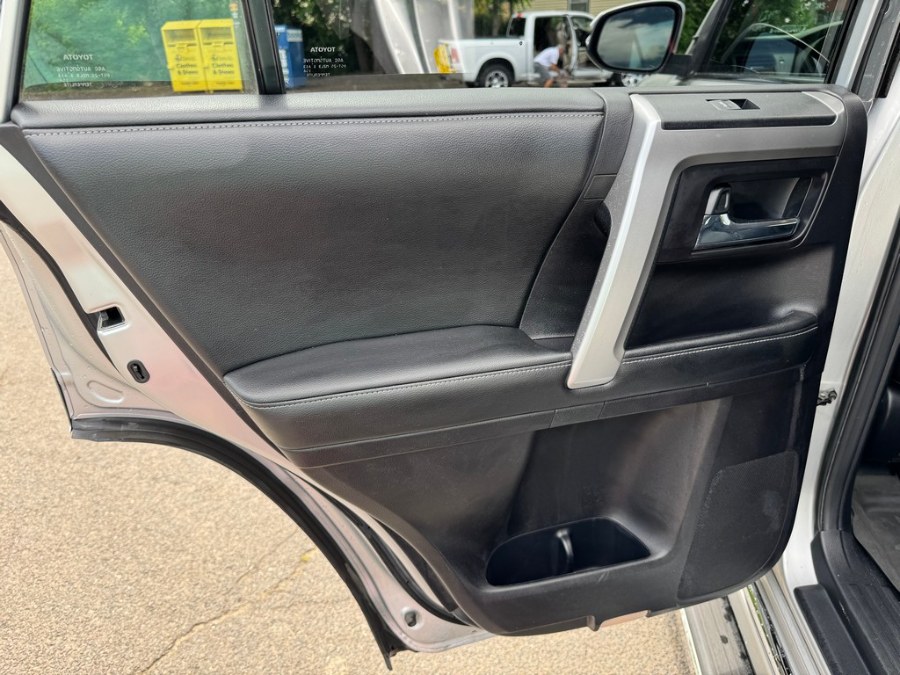 2015 Toyota 4Runner Limited - Photo 26