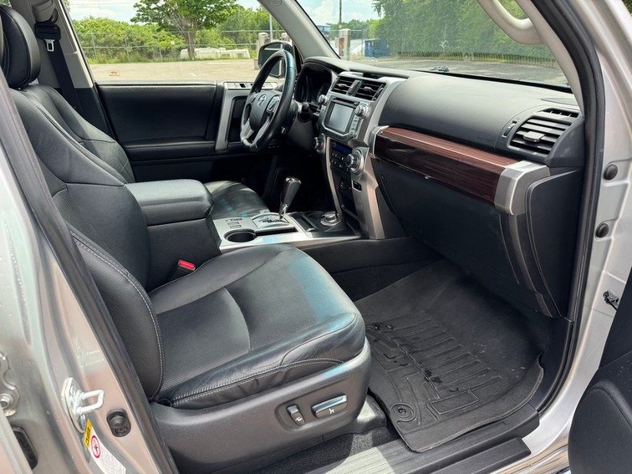 2015 Toyota 4Runner Limited - Photo 31