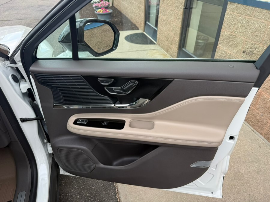 2020 Lincoln Corsair Base - Photo 30