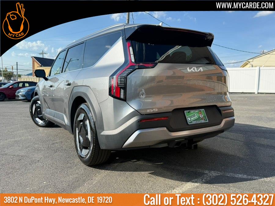 2024 Kia EV9 Wind AWD's photo