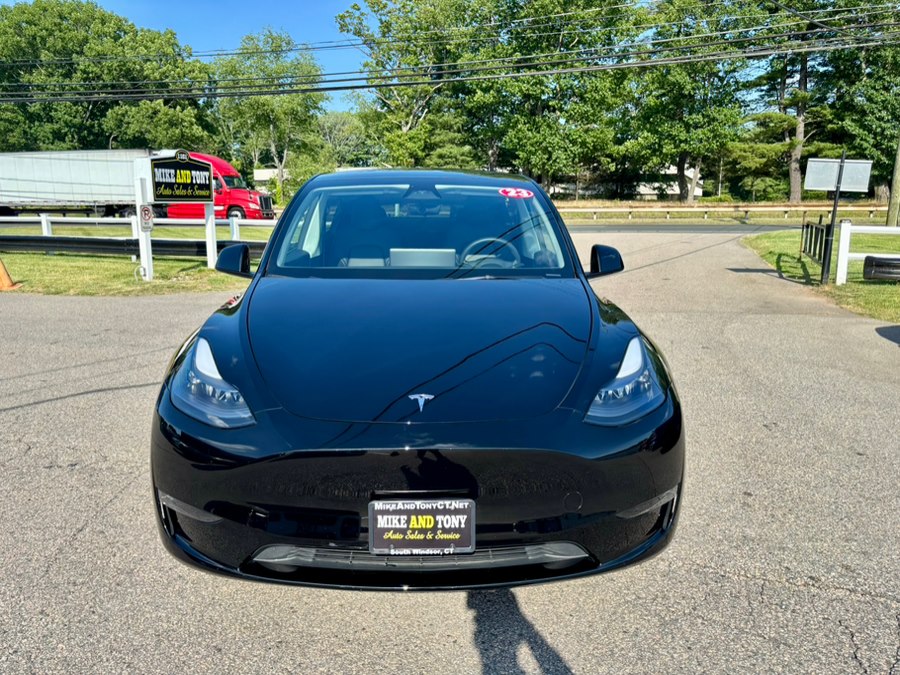2023 Tesla Model Y Long Range Dual Motor All-Wheel Drive's photo