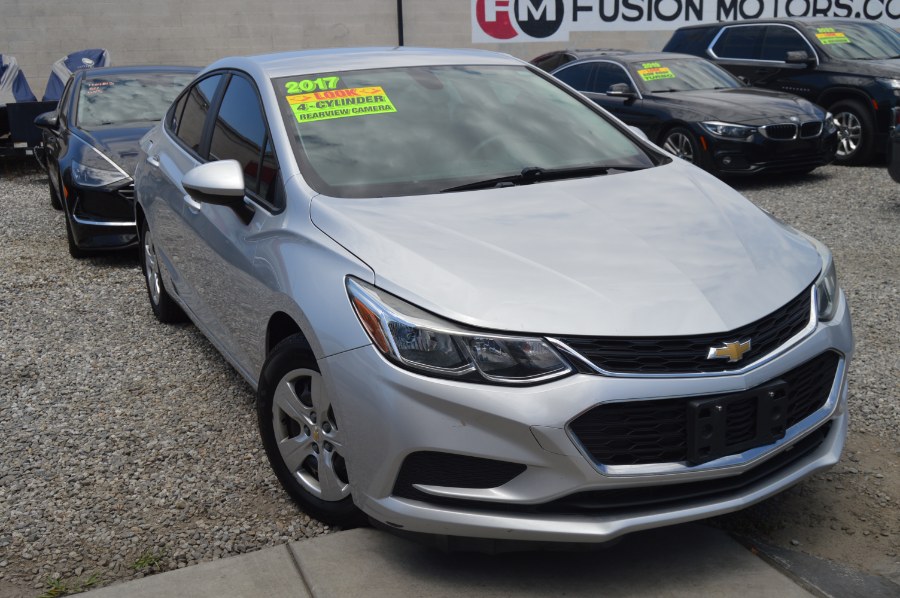  2017 Chevrolet Cruze LS Sedan FWD   