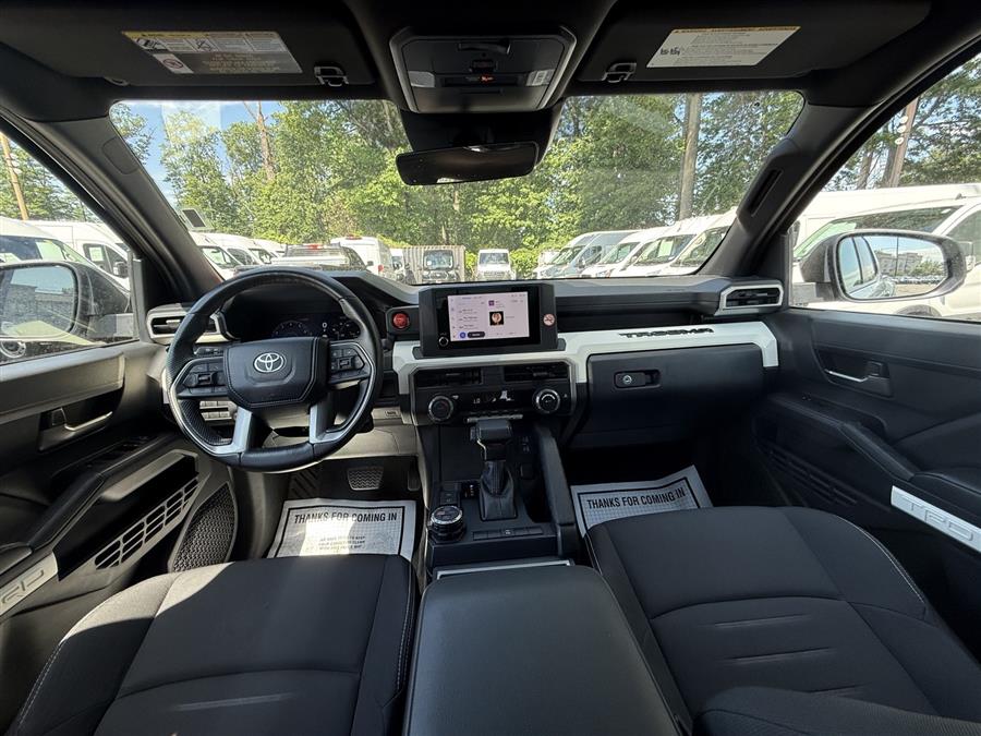 2024 Toyota Tacoma TRD Off Road - Photo 9